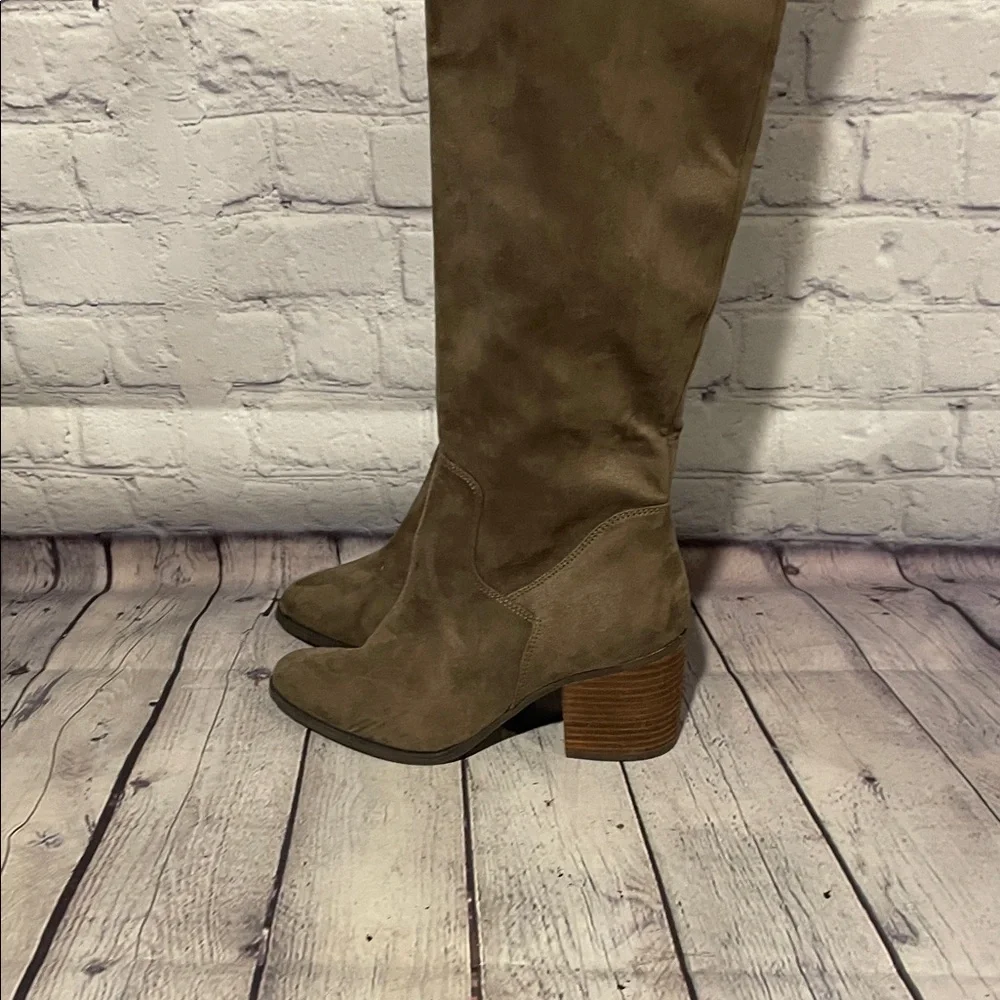 BP”Luke-Fab” Over-the-Knee Boots. NWOB Sz 6